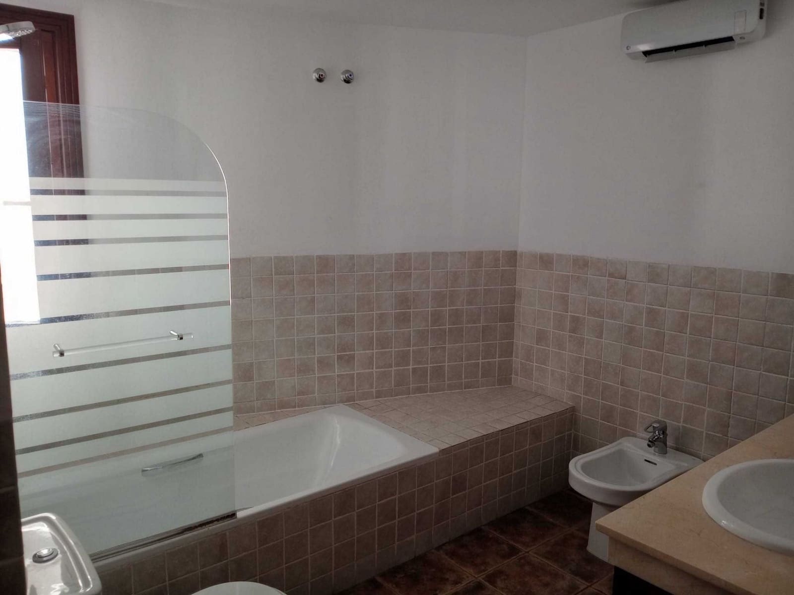 4 camera da letto Casa in vendita in El Paraiso - 749.000 € (Rif: 9824562)
