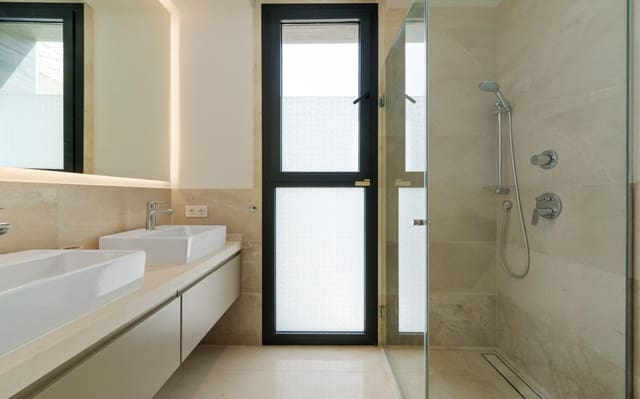 5 quarto Moradia para venda em Los Naranjos, Marbella - 4 995 000 € (Ref: 9835055)