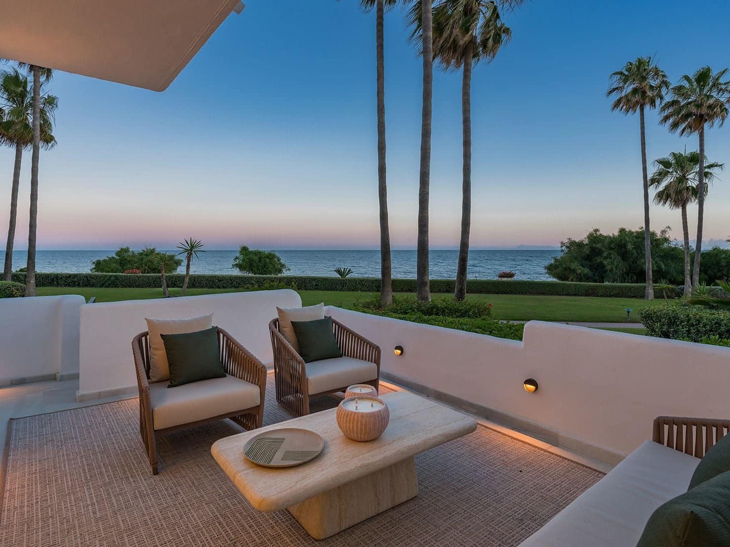 3 makuuhuone Huoneisto myytävänä paikassa Estepona mukana uima-altaan - 2 995 000 € (Ref: 9854745)