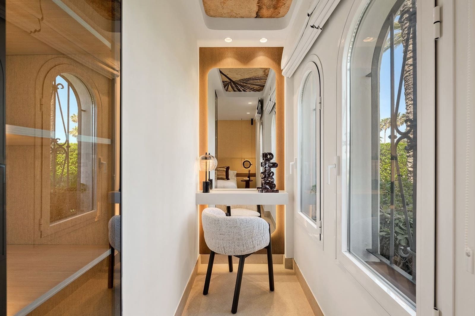 3 makuuhuone Huoneisto myytävänä paikassa Estepona mukana uima-altaan - 2 995 000 € (Ref: 9854745)
