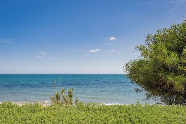 3 makuuhuone Huoneisto myytävänä paikassa Estepona mukana uima-altaan - 2 995 000 € (Ref: 9854745)