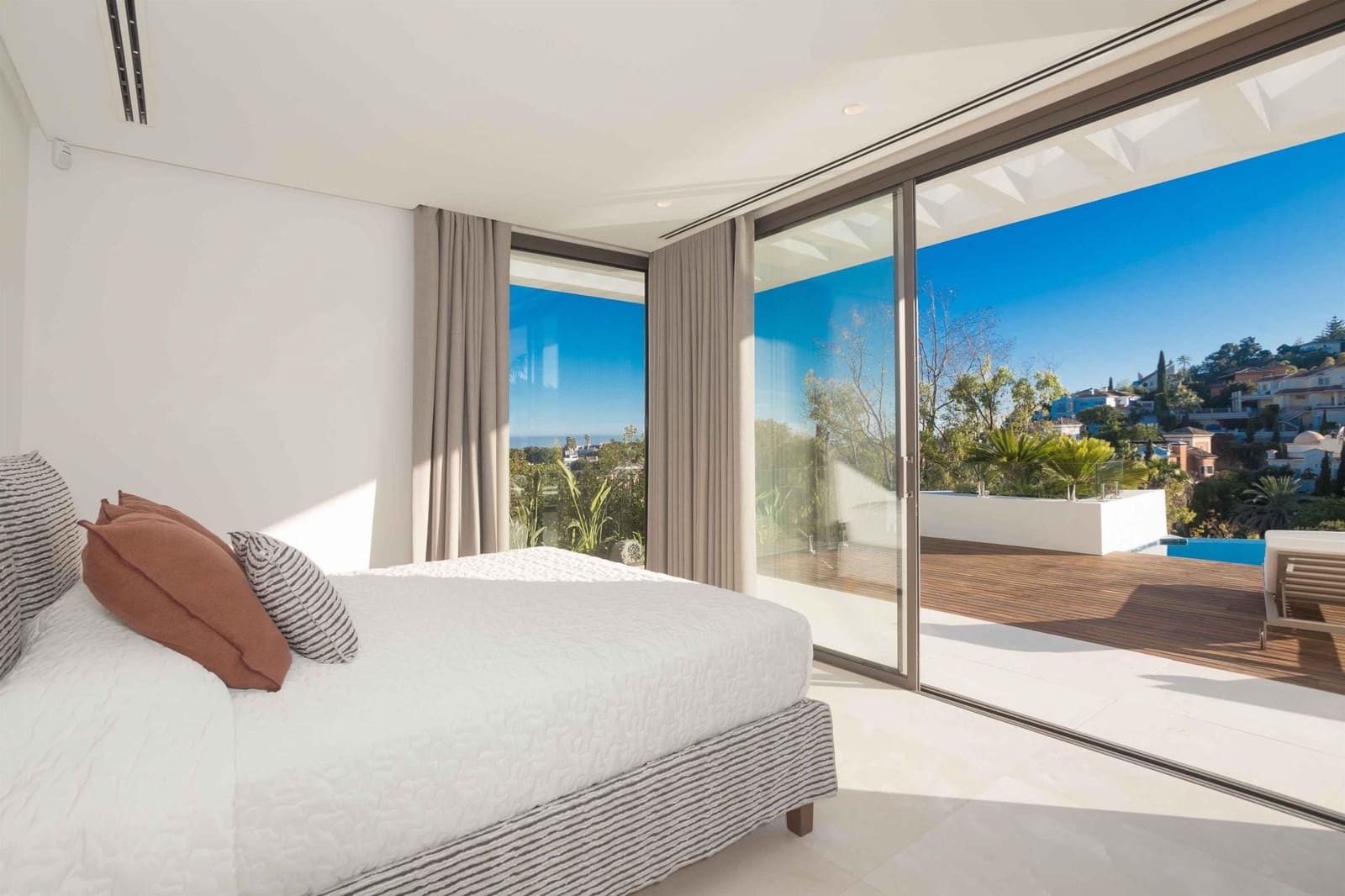 5 quarto Moradia para venda em La Quinta - 4 950 000 € (Ref: 9909880)
