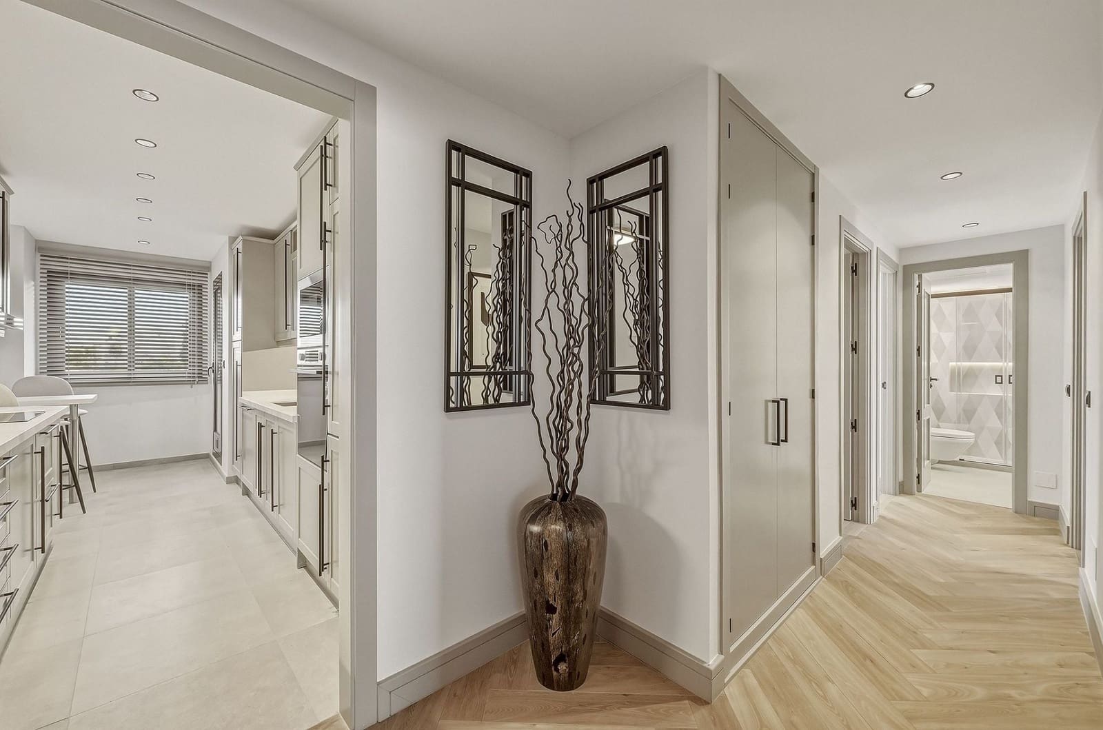3 sypialnia Penthouse na sprzedaż w New Golden Mile z basenem garażem - 1 295 000 € (Ref: 9984189)