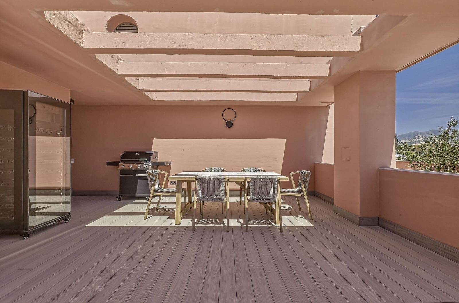 3 sypialnia Penthouse na sprzedaż w New Golden Mile z basenem garażem - 1 295 000 € (Ref: 9984189)
