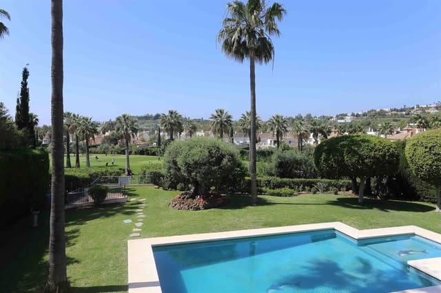 4 soverom Villa til salgs i Rodeo Alto - Guadaiza - La Campana, Marbella med svømmebasseng garasje - € 3 500 000 (Ref: 9990095)