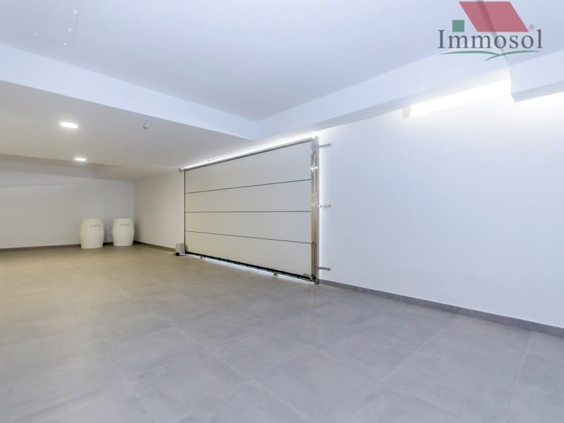 3 bedroom Villa for sale in Campoamor with pool - € 1,175,000 (Ref: 5235920)