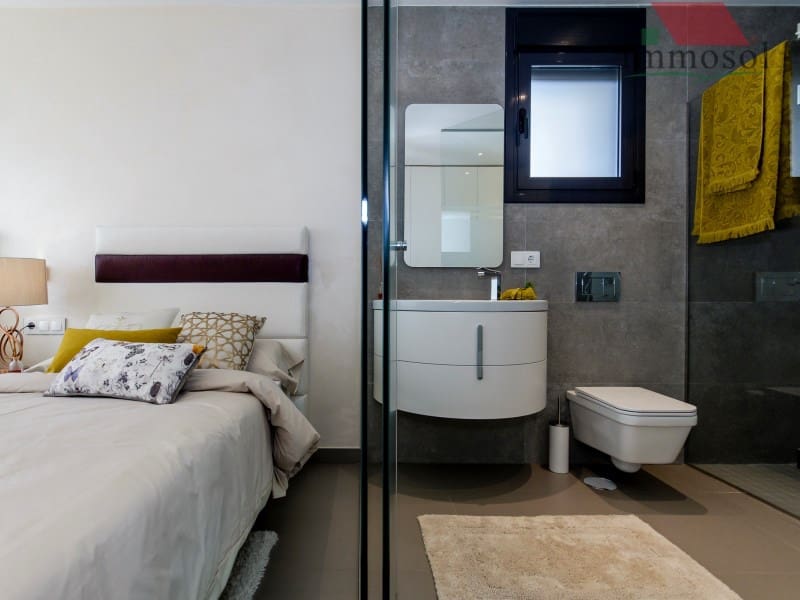 3 bedroom Villa for sale in Campoamor with pool - € 1,175,000 (Ref: 5235920)