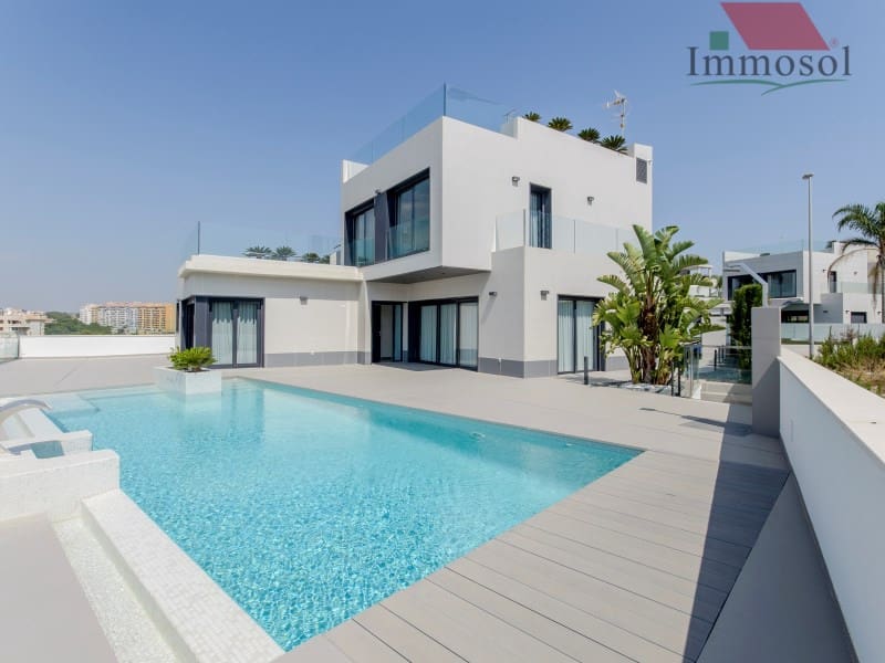 3 bedroom Villa for sale in Campoamor with pool - € 1,175,000 (Ref: 5235920)