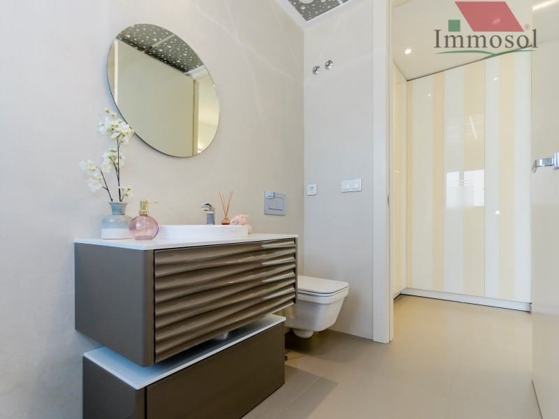 3 bedroom Villa for sale in Campoamor with pool - € 1,175,000 (Ref: 5235920)