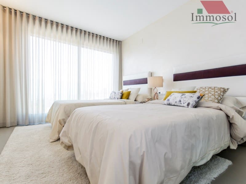 3 bedroom Villa for sale in Campoamor with pool - € 1,175,000 (Ref: 5235920)