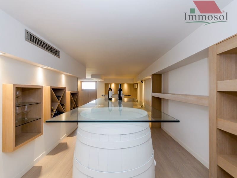 3 bedroom Villa for sale in Campoamor with pool - € 1,175,000 (Ref: 5235920)