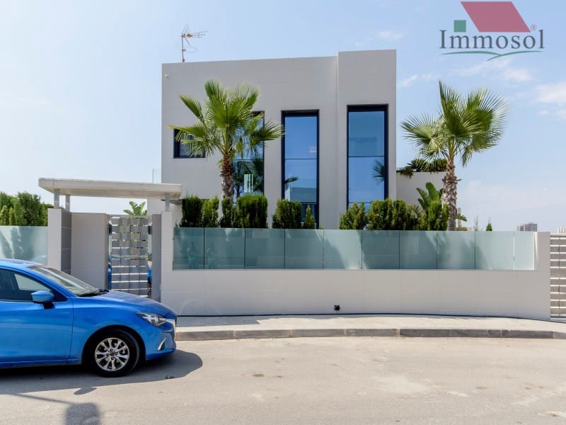 3 bedroom Villa for sale in Campoamor with pool - € 1,175,000 (Ref: 5235920)