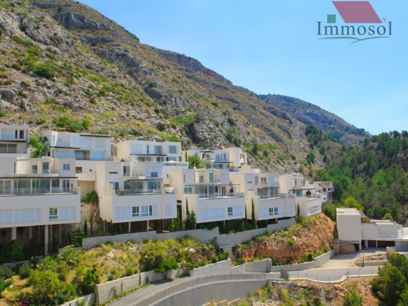 3 soveværelse Villa til salg i Altea med swimmingpool garage - € 2.146.000 (Ref: 5235937)