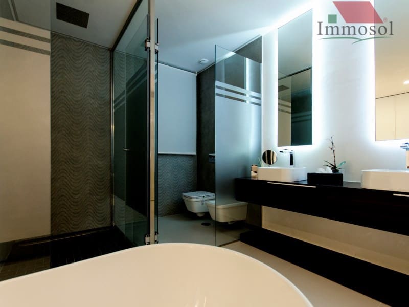 4 bedroom Villa for sale in Campoamor with pool - € 1,175,000 (Ref: 5235945)