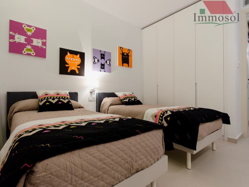 4 bedroom Villa for sale in Campoamor with pool - € 1,175,000 (Ref: 5235945)