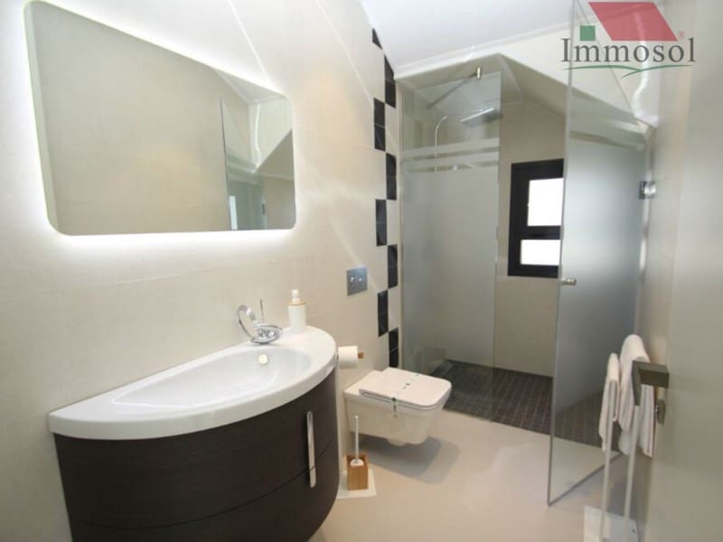 4 bedroom Villa for sale in Campoamor with pool - € 1,175,000 (Ref: 5235945)