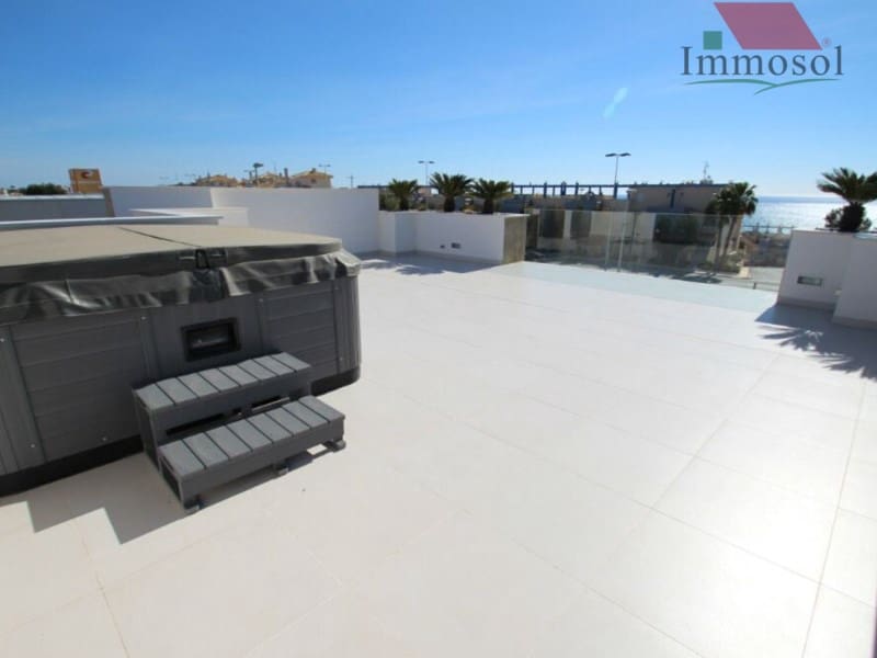 4 bedroom Villa for sale in Campoamor with pool - € 1,175,000 (Ref: 5235945)