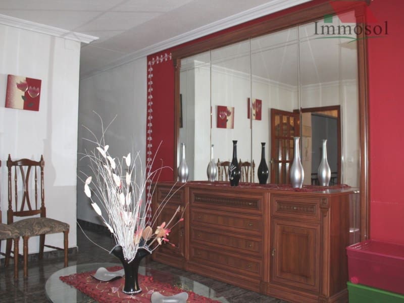 5 bedroom Villa for sale in Almoradi with garage - € 280,800 (Ref: 5236075)