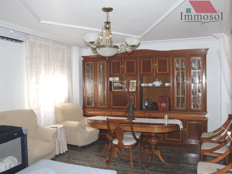 5 bedroom Villa for sale in Almoradi with garage - € 280,800 (Ref: 5236075)