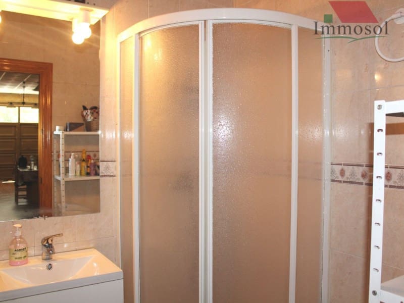 5 bedroom Villa for sale in Almoradi with garage - € 280,800 (Ref: 5236075)