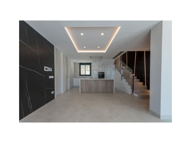 3 slaapkamer Appartement te koop in Playa Poniente, Benidorm met zwembad garage - € 1.650.000 (Ref: 6115553)