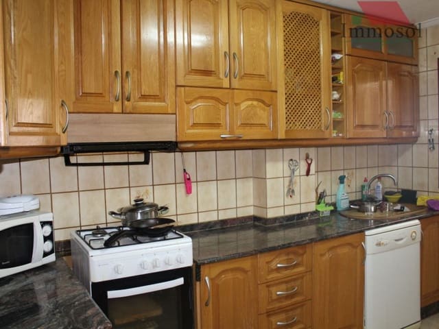 4 bedroom Apartment for sale in Catral - € 115,000 (Ref: 6140625)