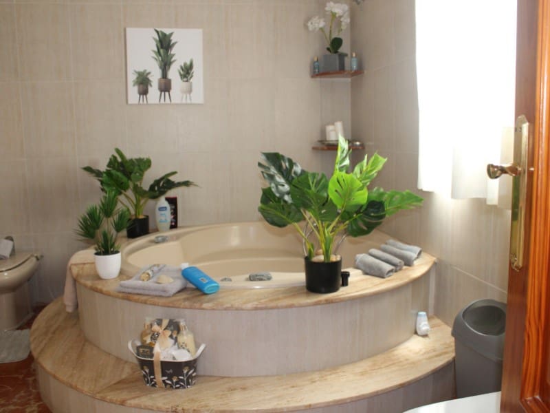 4 soverom Villa til salgs i Almoradi med garasje - € 320 000 (Ref: 6998806)