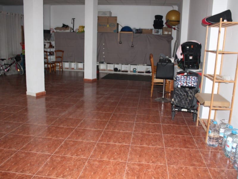 4 soverom Villa til salgs i Almoradi med garasje - € 320 000 (Ref: 6998806)