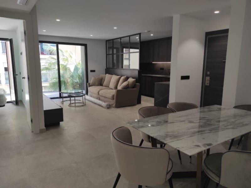 3 makuuhuone Huoneisto myytävänä paikassa Torrevieja mukana 
autotalli - 349 000 € (Ref: 7115881)