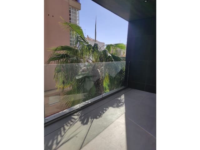 3 bedroom Apartment for sale in Centro - Muelle Pesquero, Torrevieja with garage - € 349,000 (Ref: 7115881)