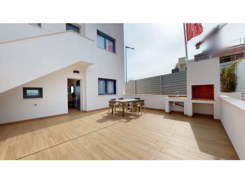 2 soveværelse Bungalow til salg i Torrevieja med swimmingpool garage - € 259.900 (Ref: 7168602)