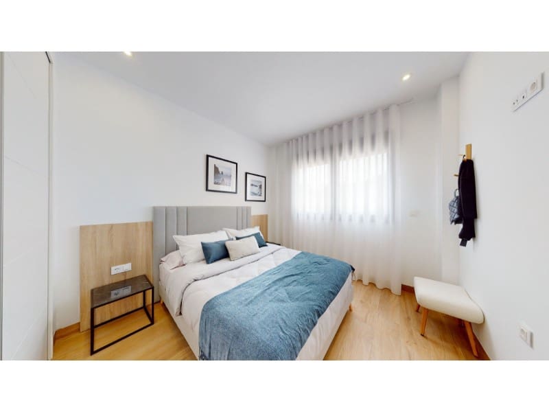 2 soveværelse Bungalow til salg i Torrevieja med swimmingpool garage - € 259.900 (Ref: 7168602)