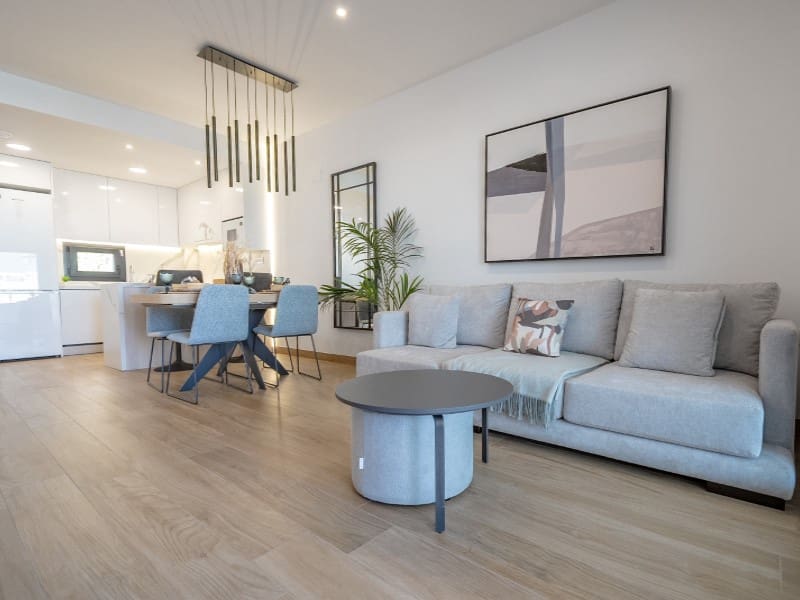 2 soveværelse Bungalow til salg i Torrevieja med swimmingpool garage - € 259.900 (Ref: 7168602)