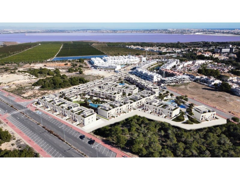 2 camera da letto Bungalow in vendita in Torrevieja con piscina garage - 309.900 € (Rif: 7168602)