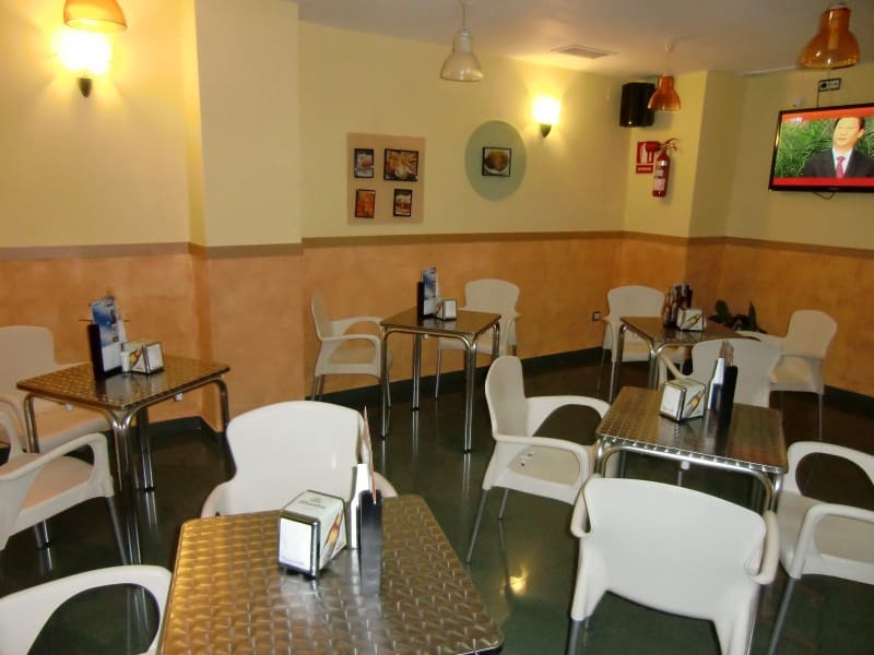 Restaurant/Bar for sale in Alicante / Alacant city - € 150,000 (Ref: 7624509)