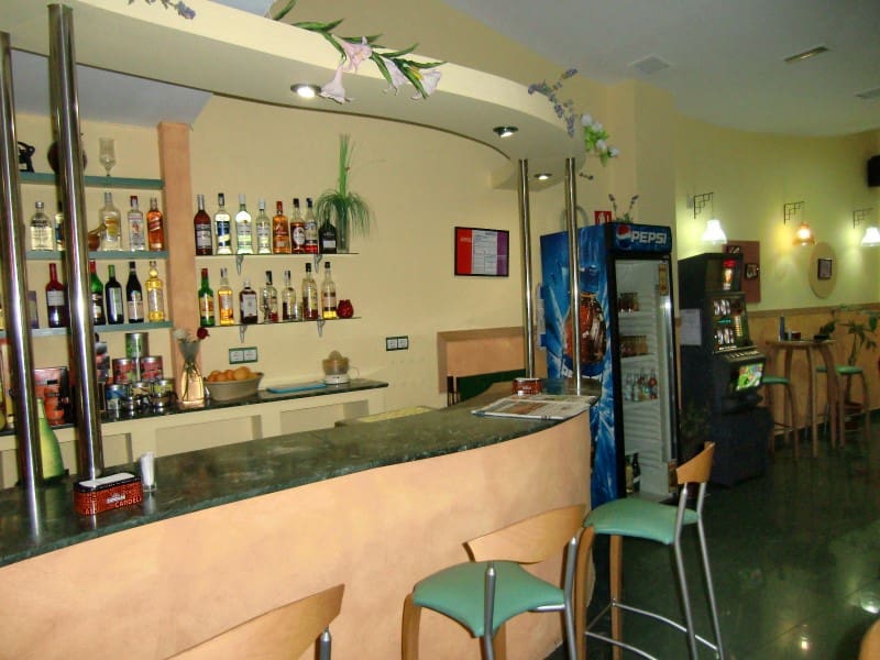 Restaurant/Bar for sale in Alicante / Alacant city - € 150,000 (Ref: 7624509)