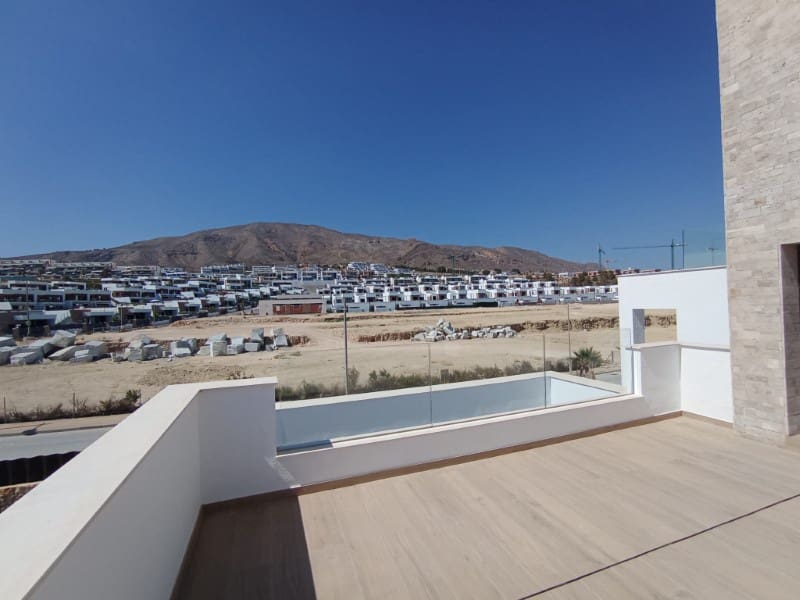 Chalet de 5 habitaciones en Finestrat en venta con piscina - 825.000 € (Ref: 7772164)