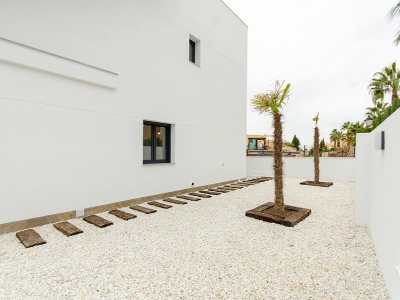 3 sovrum Villa till salu i Torrevieja - 385 000 € (Ref: 8076820)