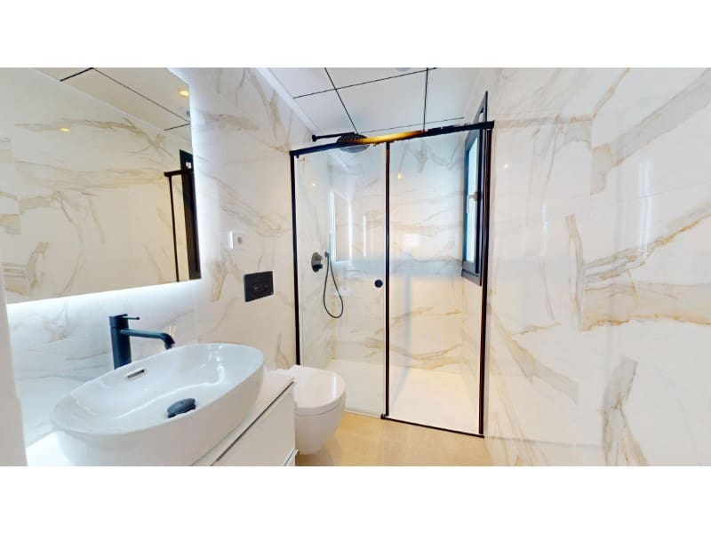 Chalet de 3 habitaciones en Finestrat en venta con piscina garaje - 699.900 € (Ref: 8216295)