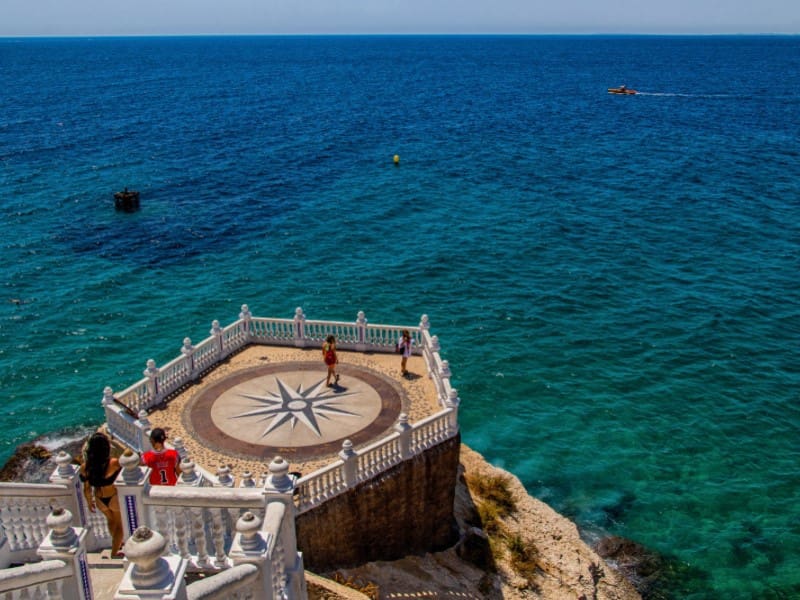 3 makuuhuone Huvila myytävänä paikassa Finestrat mukana uima-altaan 
autotalli - 729 900 € (Ref: 8300729)