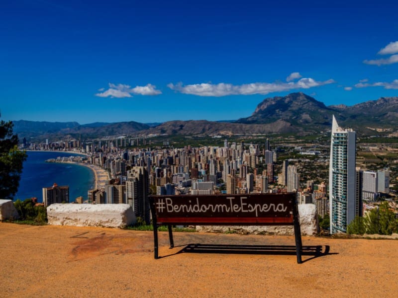 3 makuuhuone Huvila myytävänä paikassa Finestrat mukana uima-altaan 
autotalli - 729 900 € (Ref: 8300729)