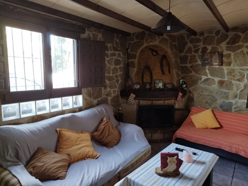 6 bedroom Villa for sale in Almoradi - € 420,000 (Ref: 8359696)