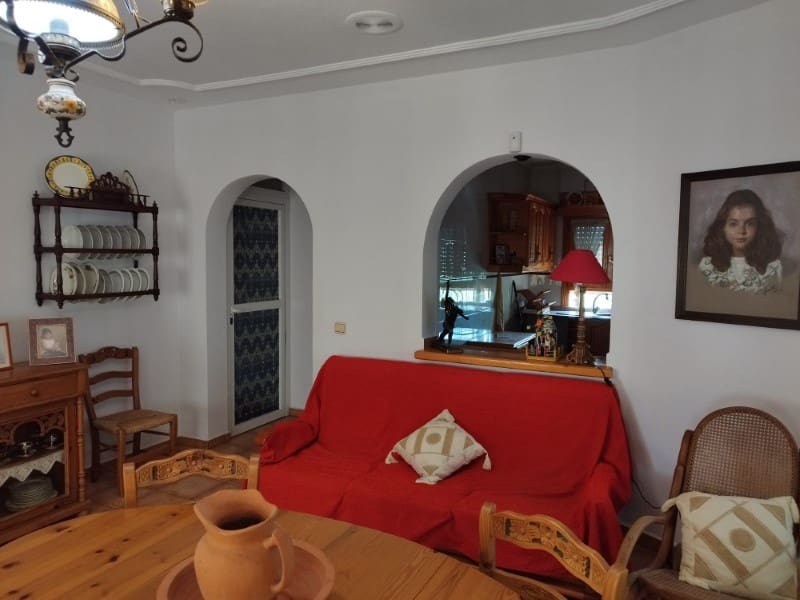 6 bedroom Villa for sale in Almoradi - € 420,000 (Ref: 8359696)