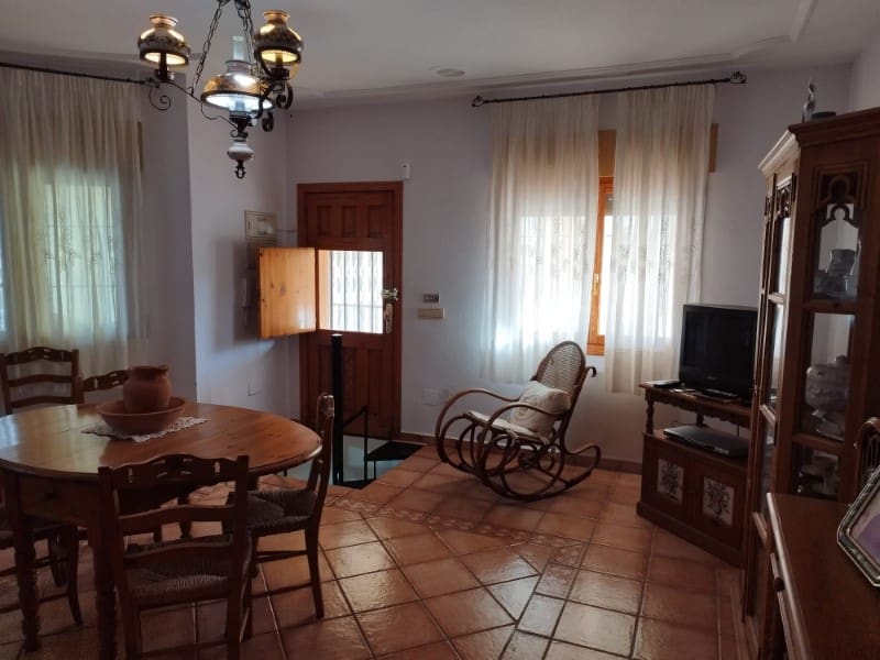 6 bedroom Villa for sale in Almoradi - € 420,000 (Ref: 8359696)