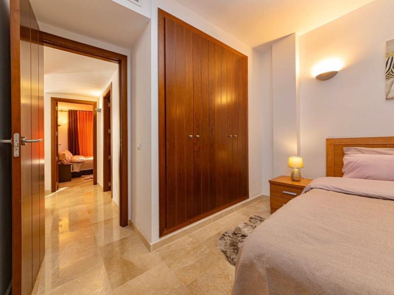 2 sovrum Takvåning till salu i Torrevieja med garage - 295 000 € (Ref: 8526938)