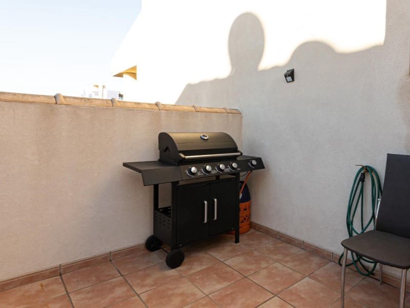 2 sovrum Takvåning till salu i Torrevieja med garage - 295 000 € (Ref: 8526938)