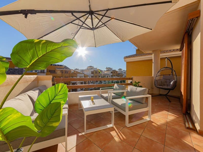2 sovrum Takvåning till salu i Torrevieja med garage - 295 000 € (Ref: 8526938)