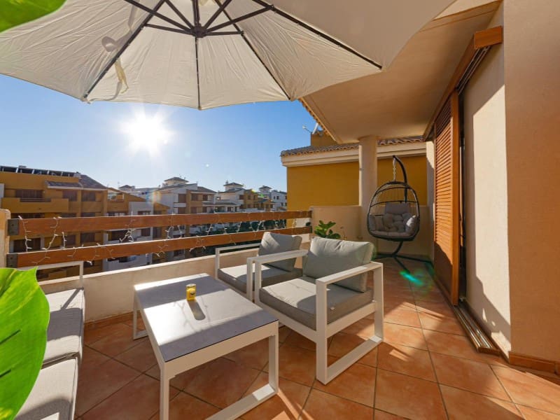 2 sovrum Takvåning till salu i Torrevieja med garage - 295 000 € (Ref: 8526938)