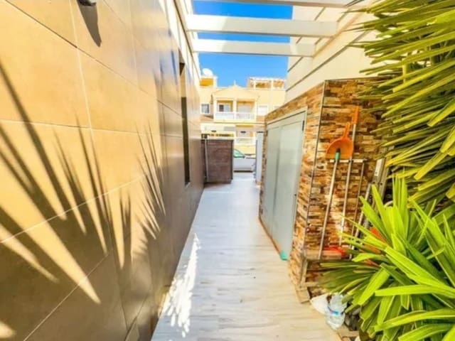 3 quarto Moradia para venda em Ciudad Quesada, Rojales com garagem - 349 900 € (Ref: 8634924)