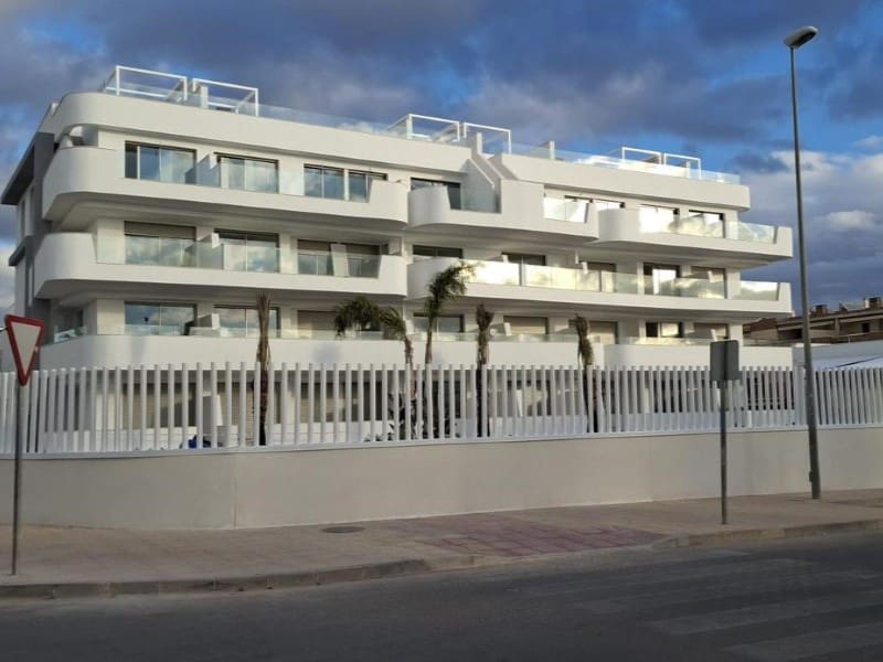 Apartment for sale in Orihuela Costa with garage - € 336,800 (Ref: 8789639)